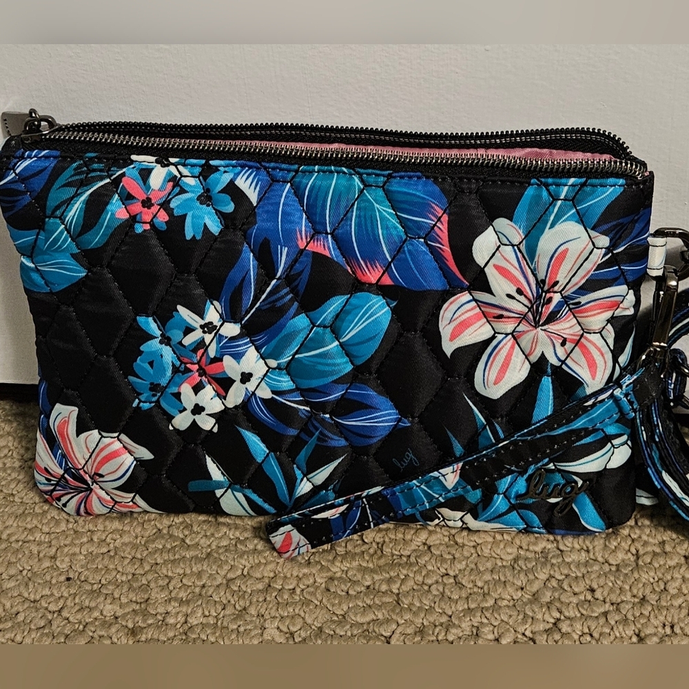 EUC Lug Peekaboo 2 Crossbody Wristlet Bag
